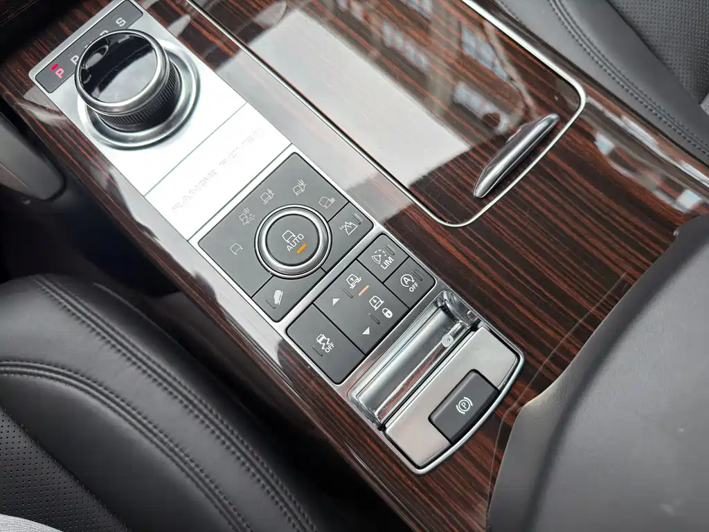 Land Rover Range Rover 2017 — фото 13