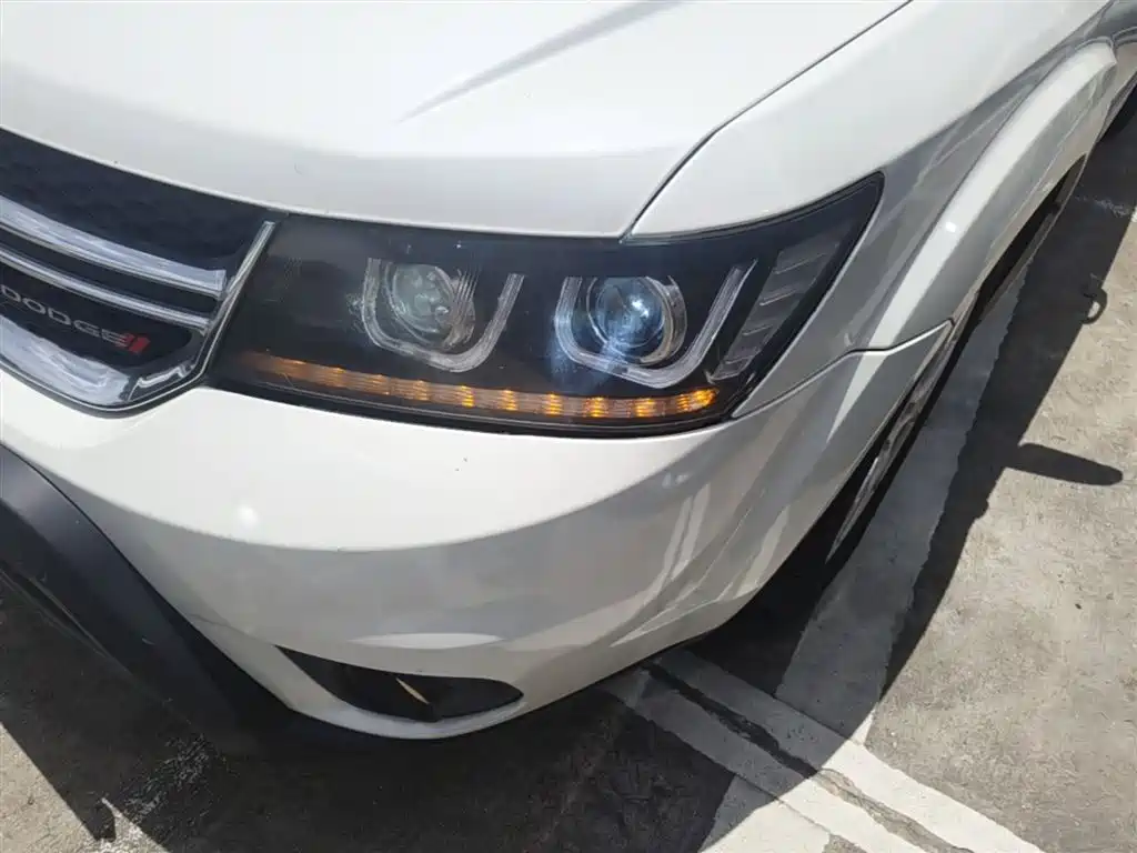 Dodge Journey 2016 — фото 24
