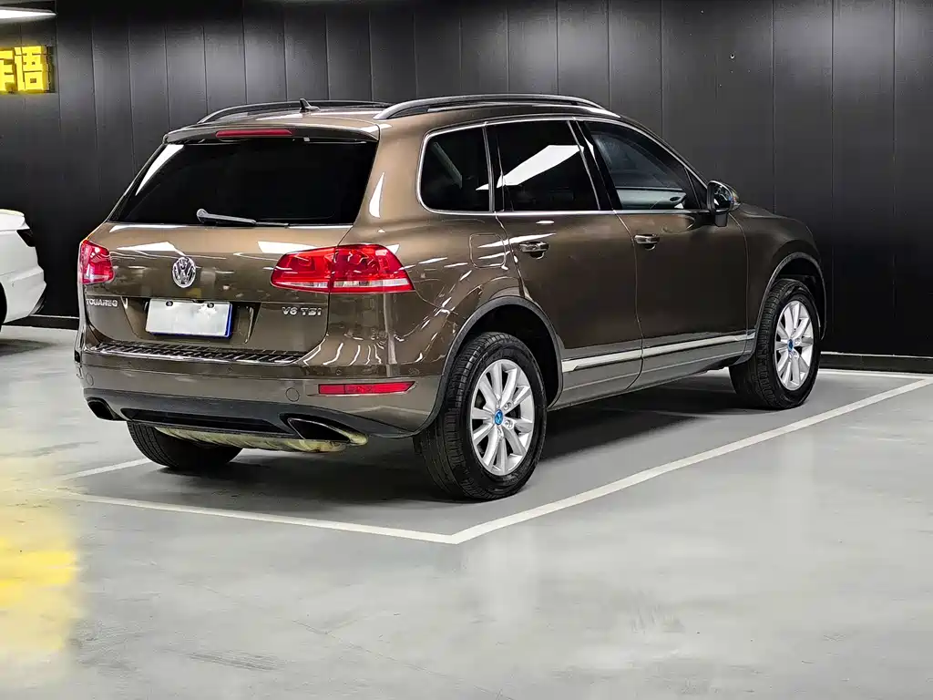 Volkswagen Touareg 2013 — фото 13
