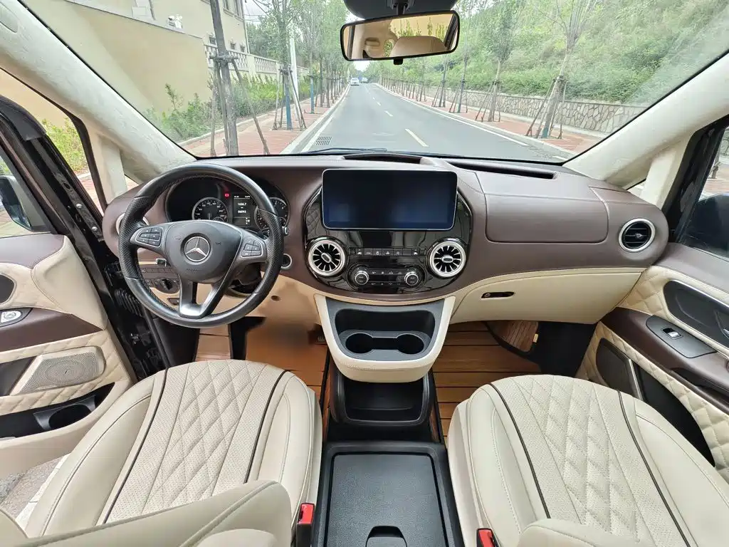 Mercedes-Benz Vito 2020 — фото 14