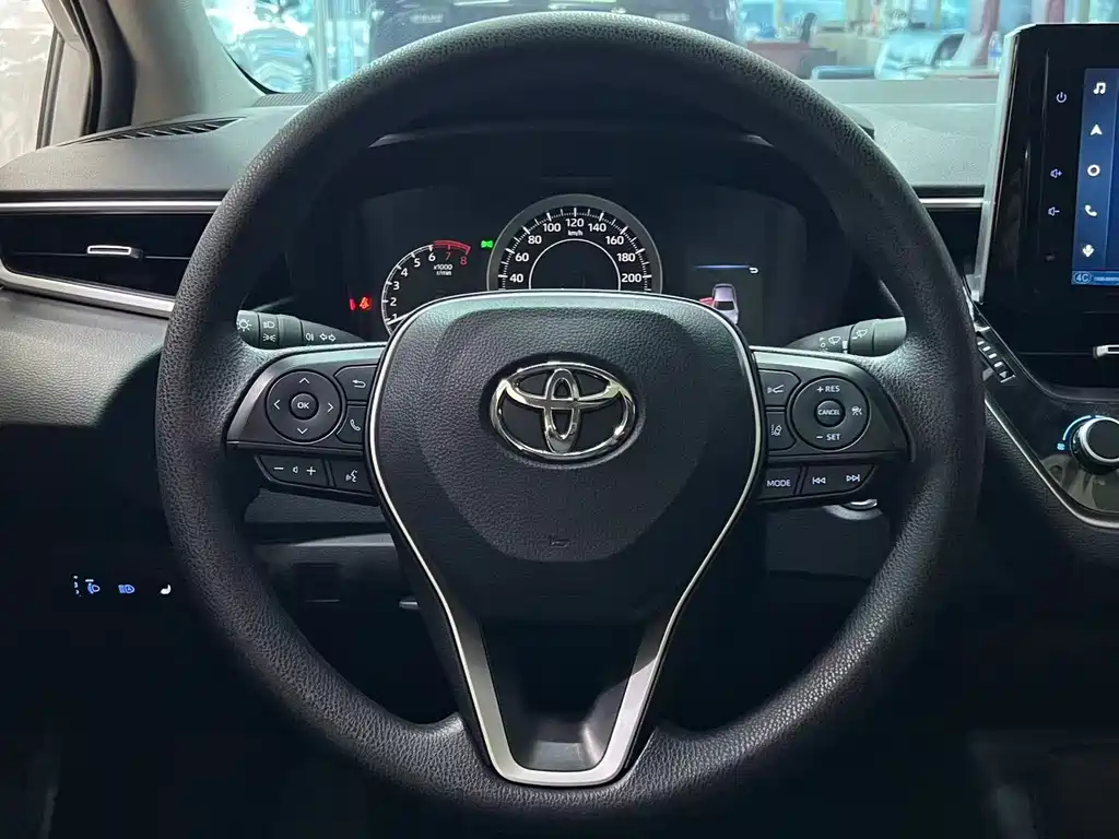 Toyota Corolla 2022 — фото 9