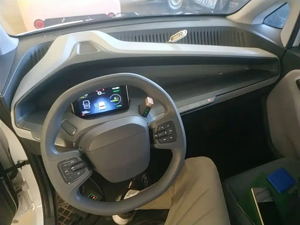 Wuling Nano EV 2022 — фото 10