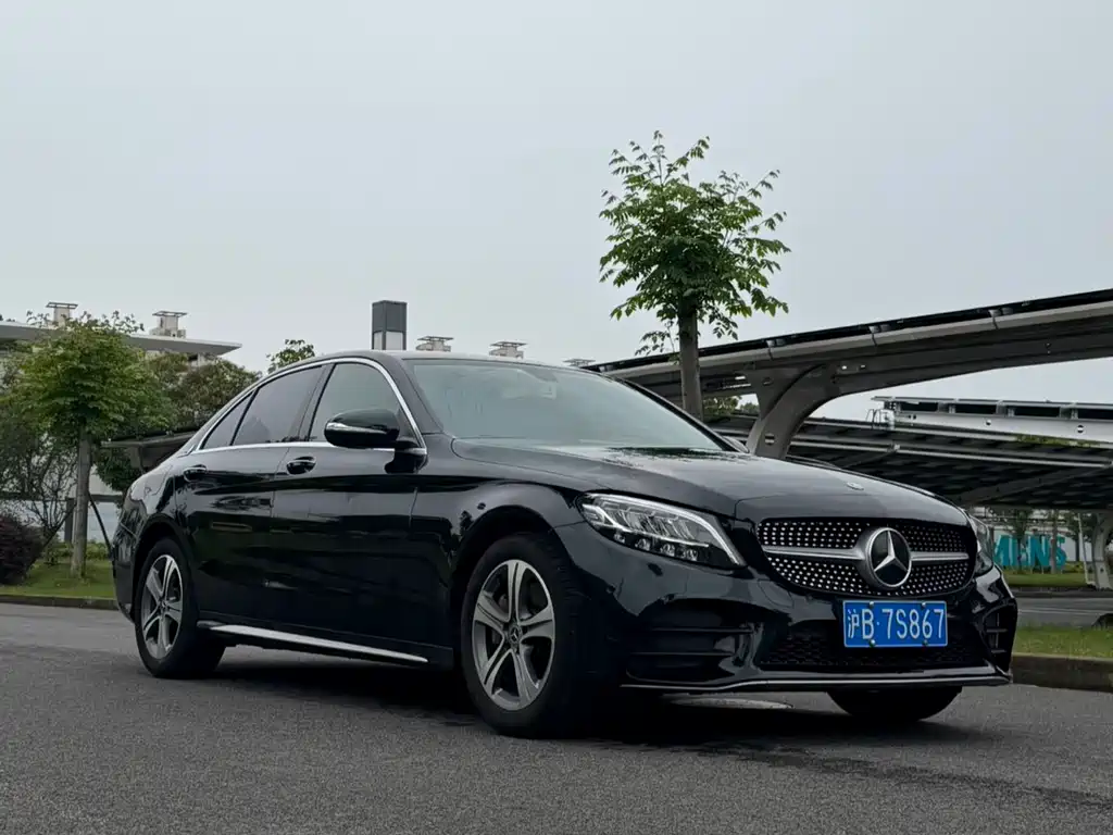 Mercedes-Benz C-Class 2020