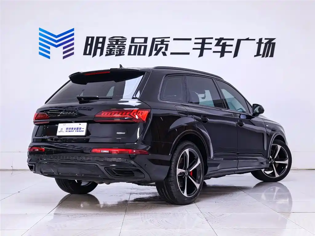 Audi Q7 2022 — фото 7