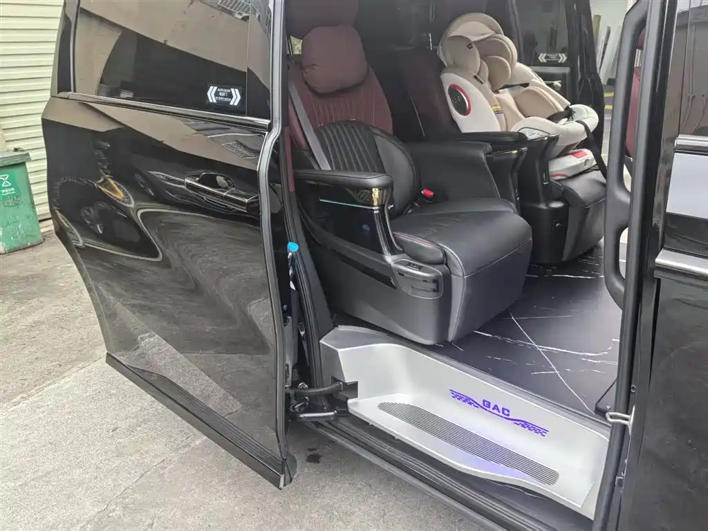 GAC Motor Trumpchi M8 2025 — фото 8