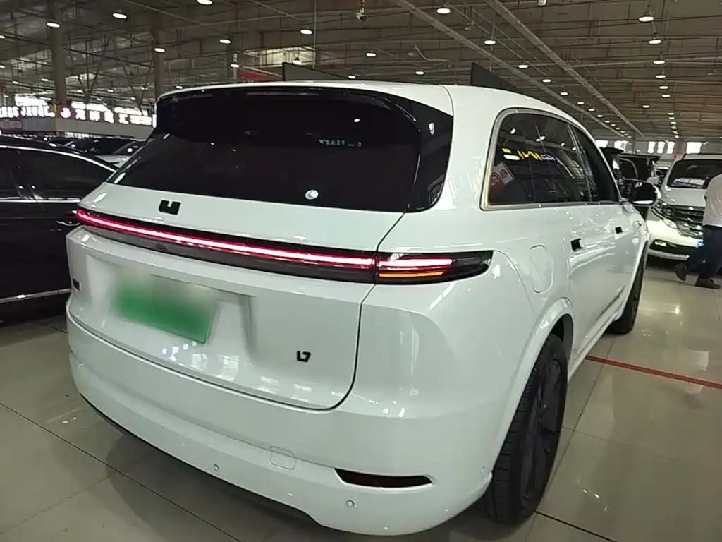 Li Auto Li L7 2024