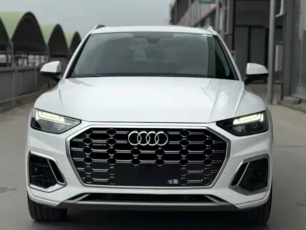 Audi Q5L 2022
