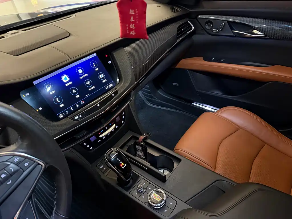 Cadillac CT6 2020 — фото 13