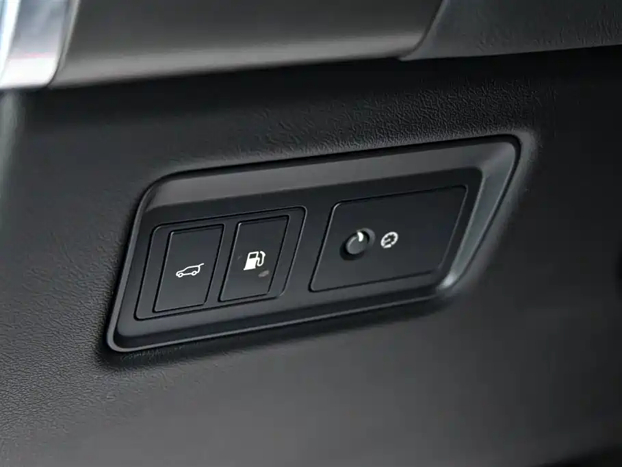 Land Rover Sport PHEV 2021 — фото 25