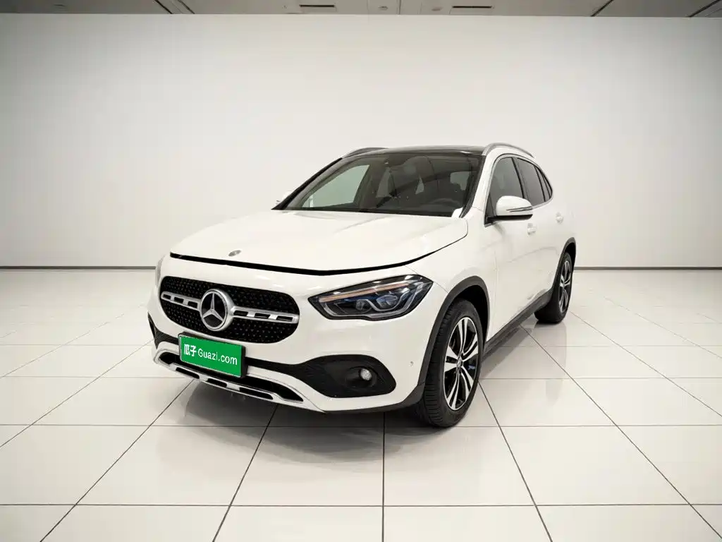 Mercedes-Benz GLA 2021