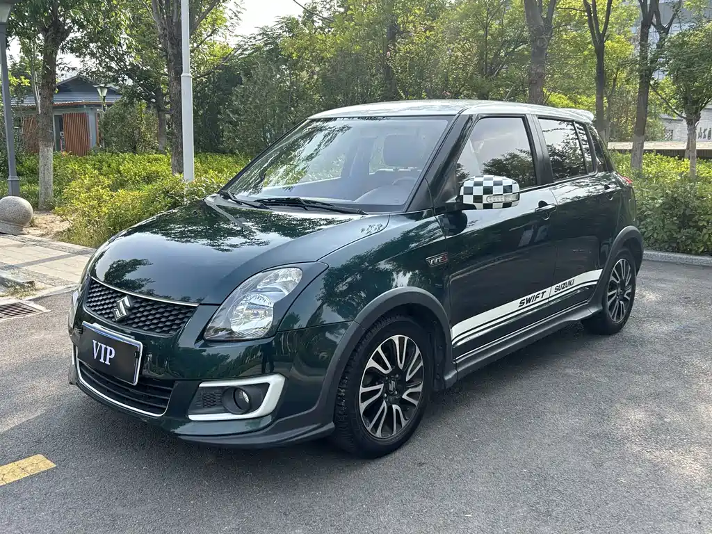 Suzuki Swift 2018 — фото 1