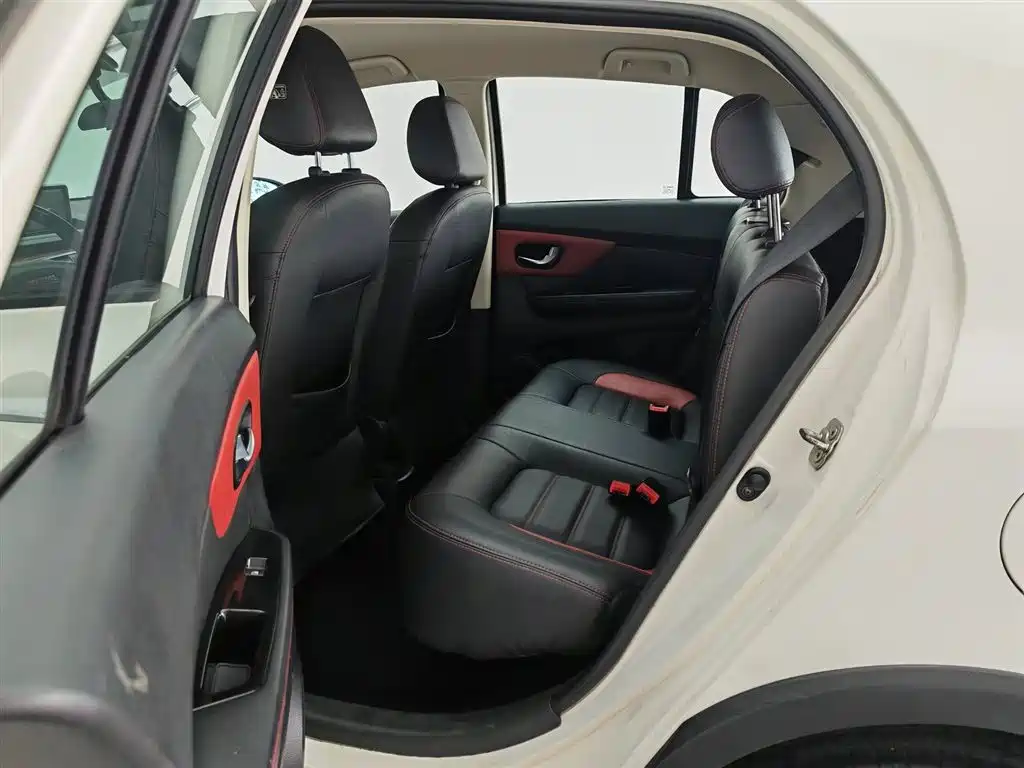 Haval H1 2015 — фото 15