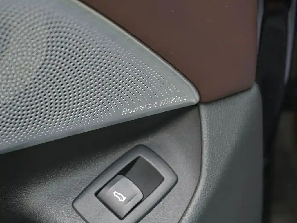 BMW 6 Series GT 2019 — фото 13