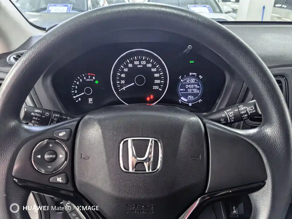 Honda Vezel 2022 — фото 10