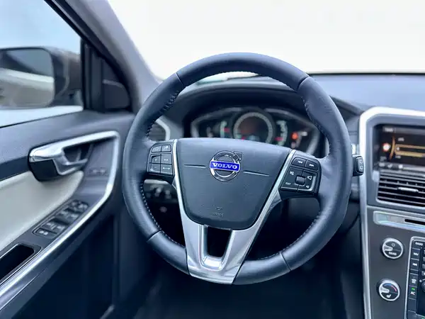 Volvo XC60 2014