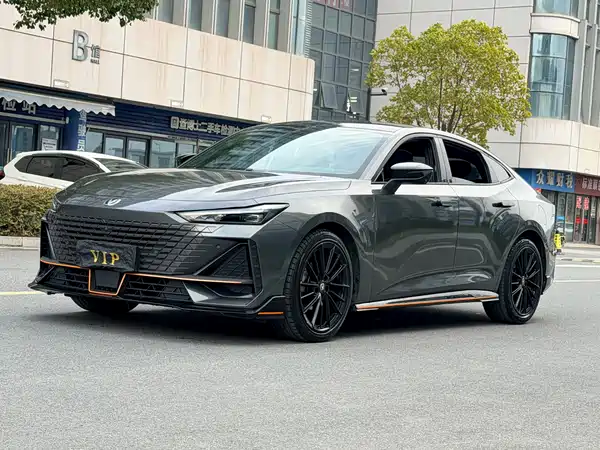 Changan UNI-V 2022