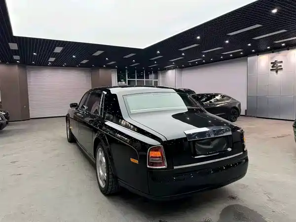 Rolls-Royce Phantom 2006