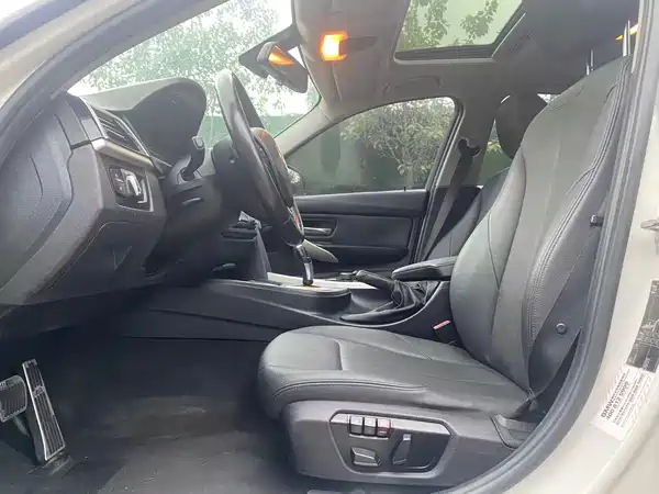 BMW 3 Series 2015