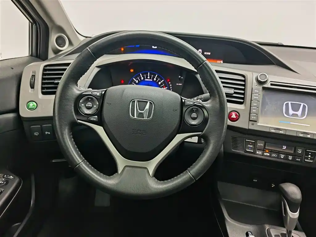 Honda Civic 2012 — фото 11