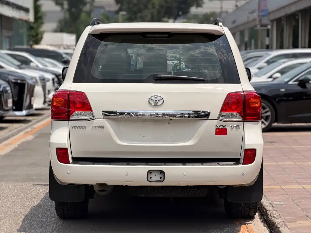 Toyota Land Cruiser 2016 — фото 26