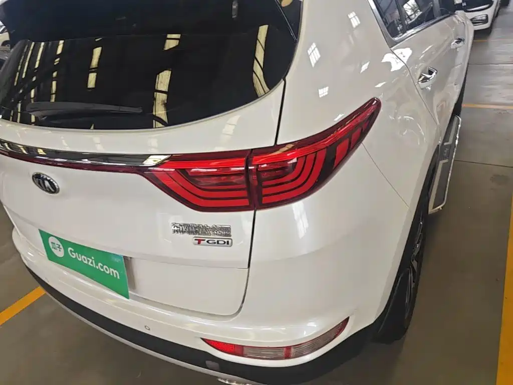 Kia KX5 2017 — фото 8