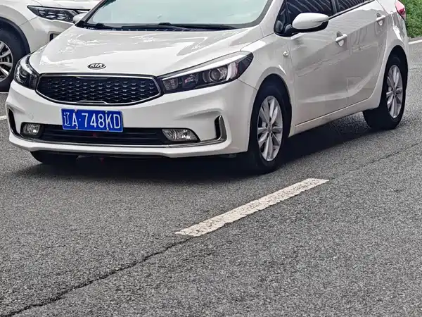 Kia K3 2016
