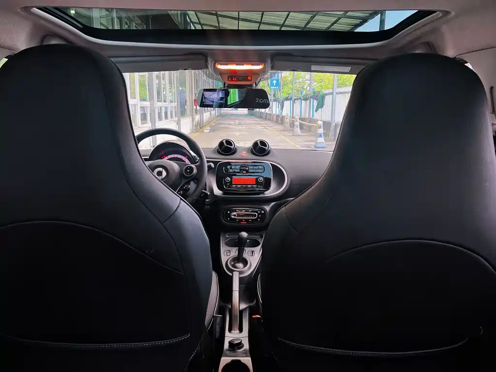 smart Forfour 2018 — фото 15