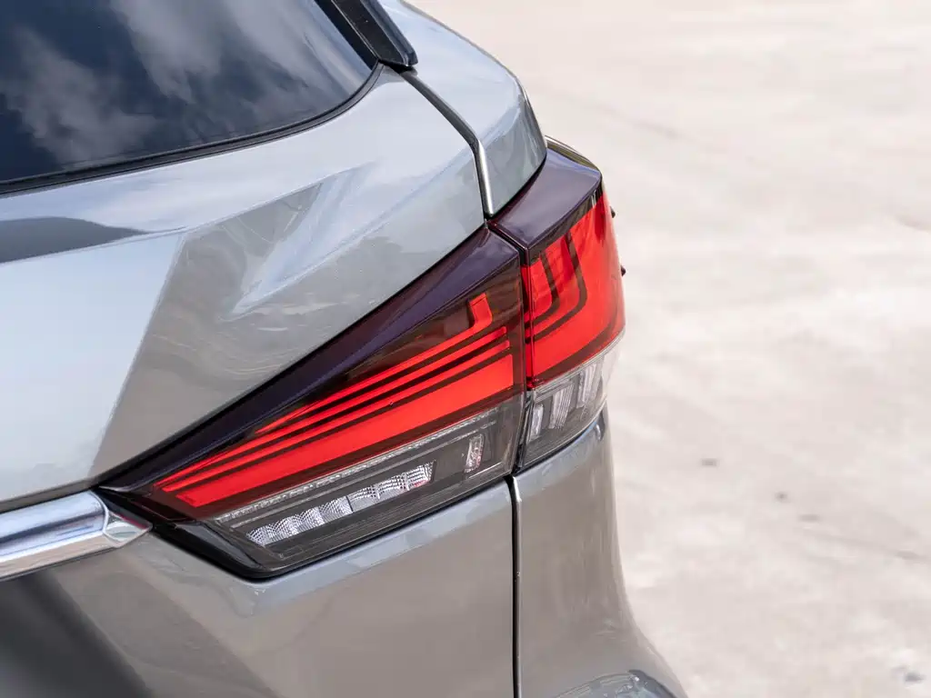 Lexus RX 2020