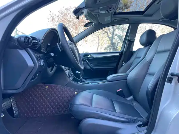 Mercedes-Benz C-Class 2006