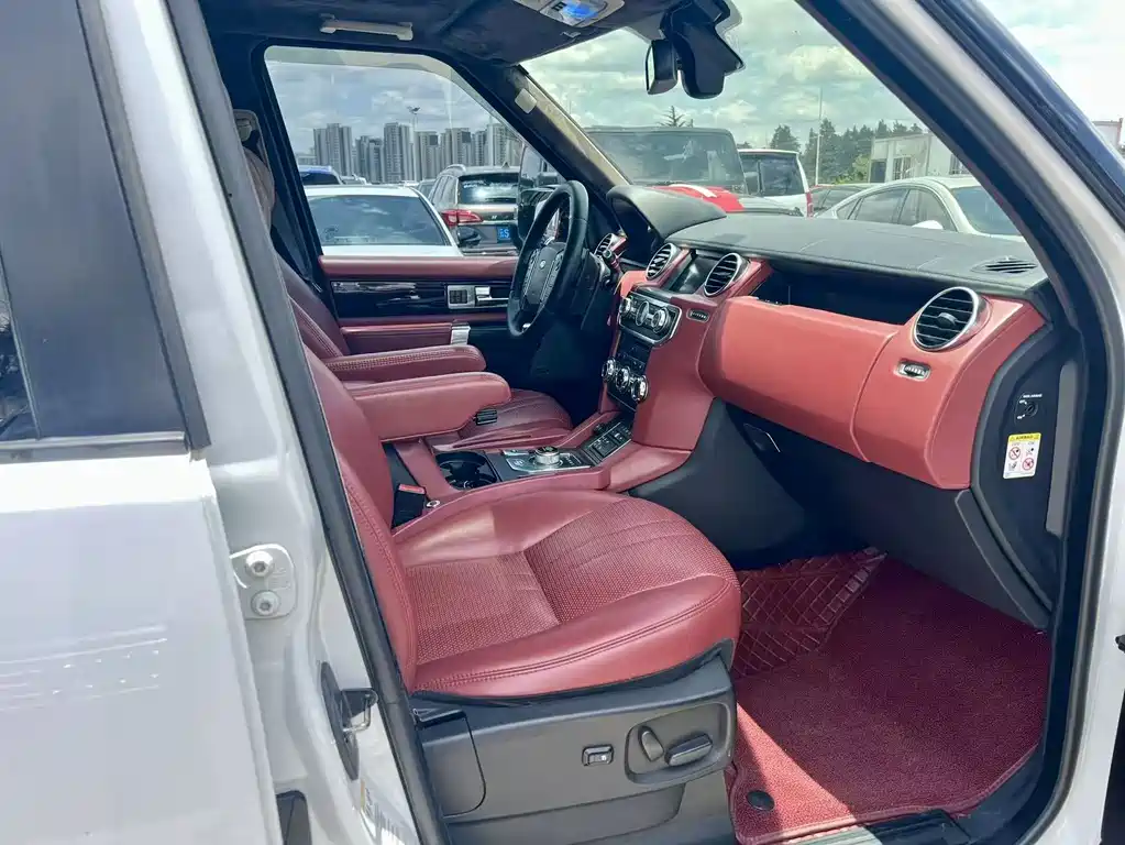 Land Rover Discovery 2014