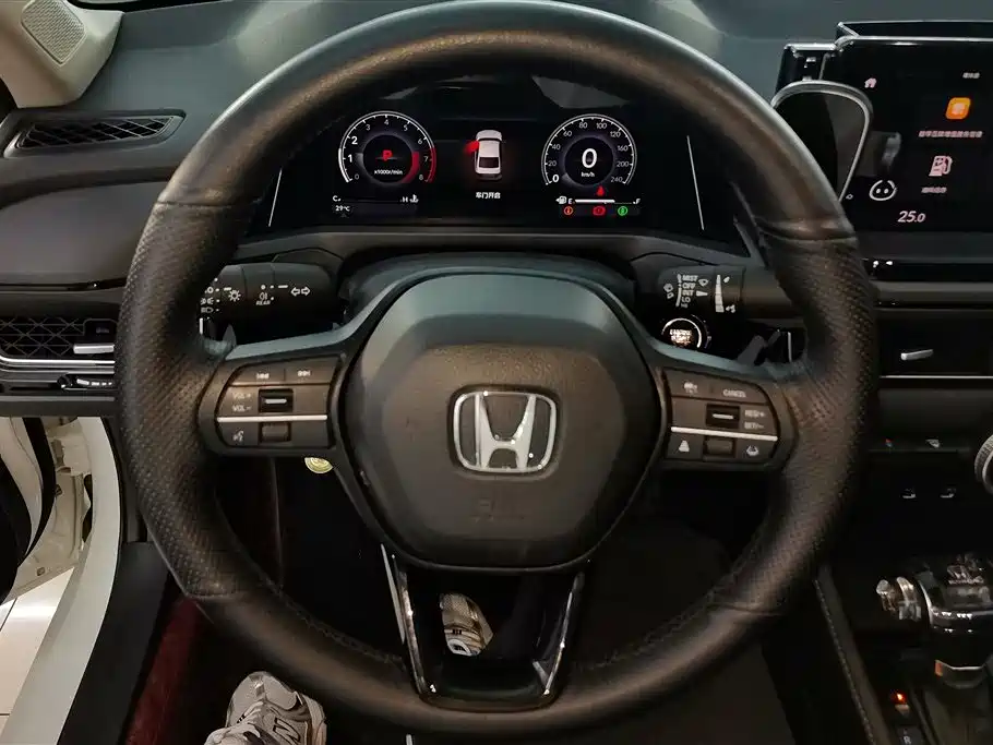 Honda Inspire 2024 — фото 15