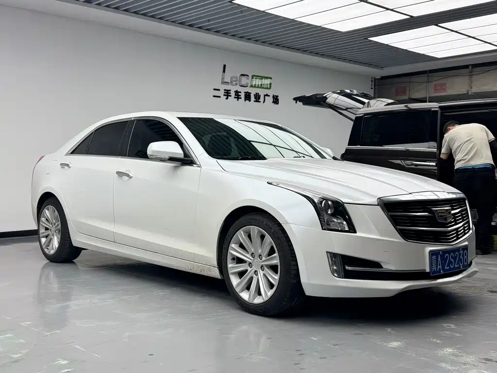 Cadillac ATS-L 2018 — фото 3