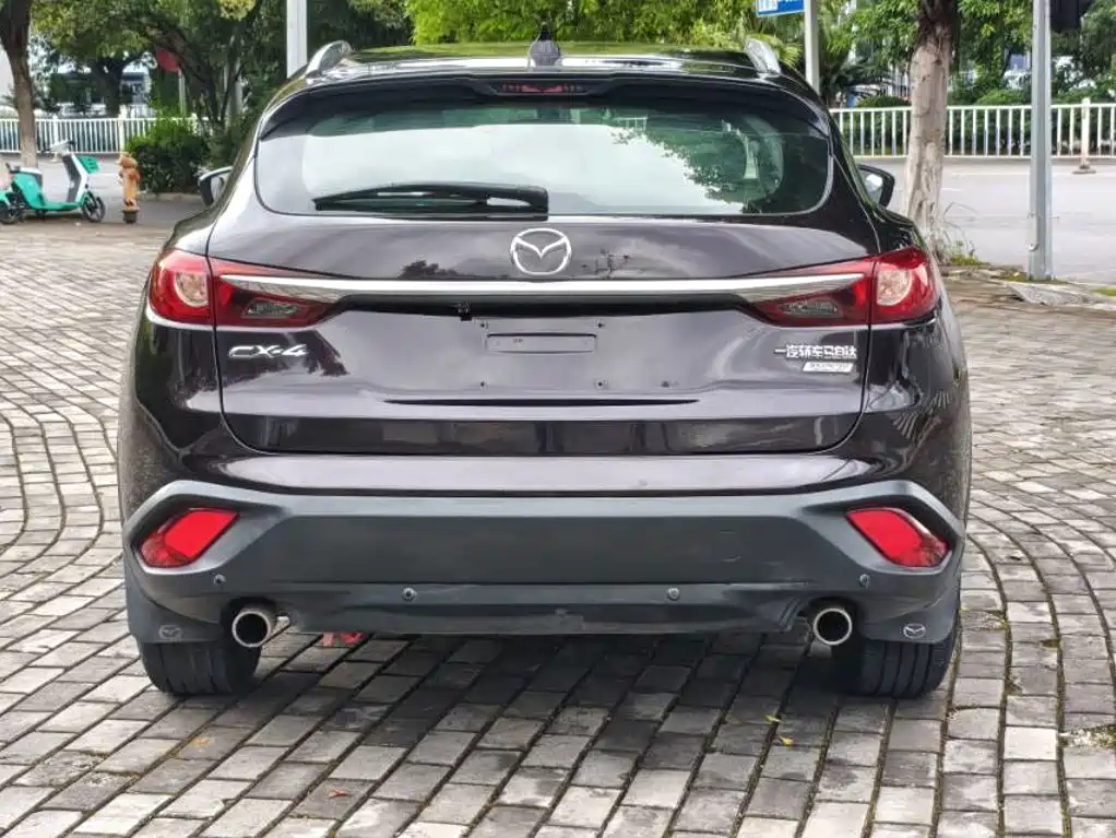 Mazda CX-4 2016 — фото 8