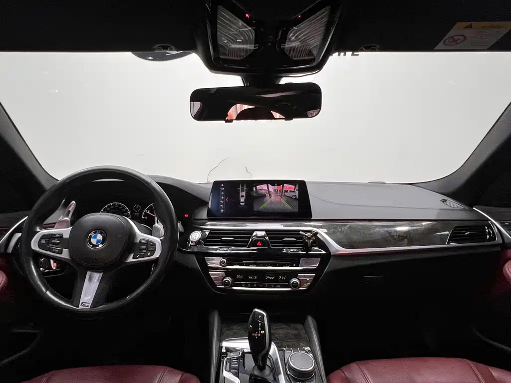 BMW 5 Series 2019 — фото 5
