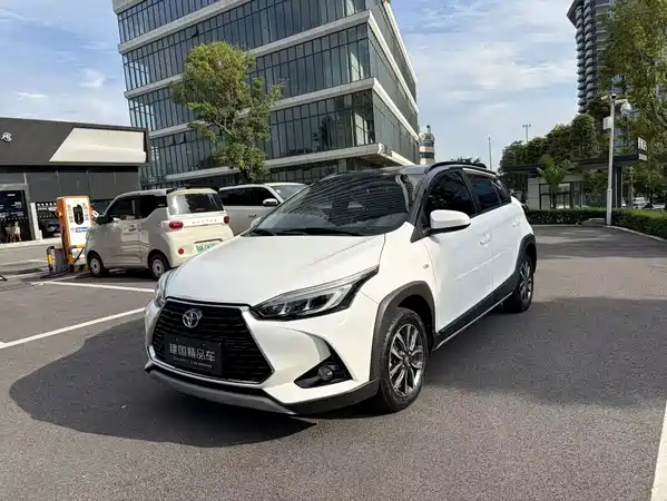 Toyota Yaris L 2020