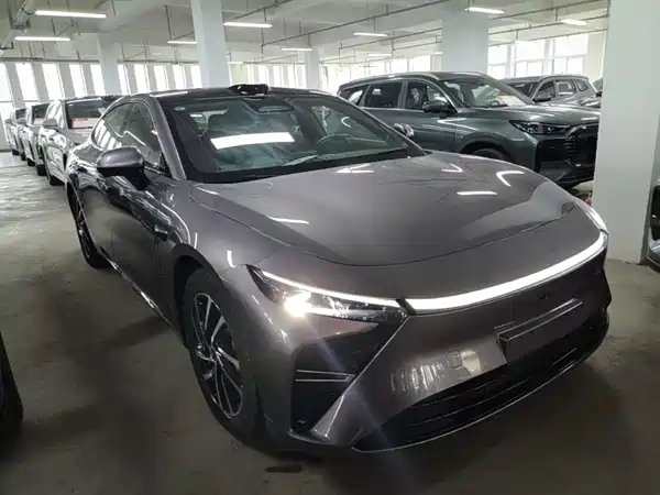Exeed ES 2025