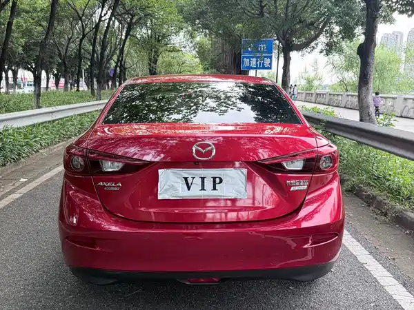 Mazda 3 Axela 2017