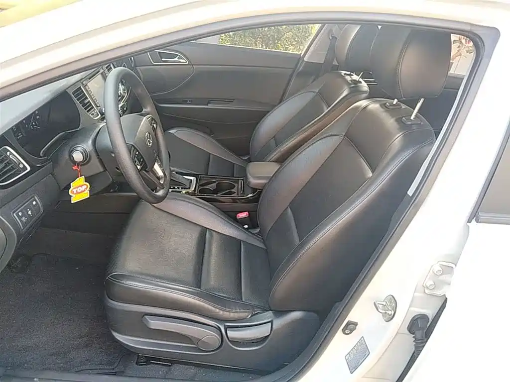Hyundai Mistra 2015 — фото 15
