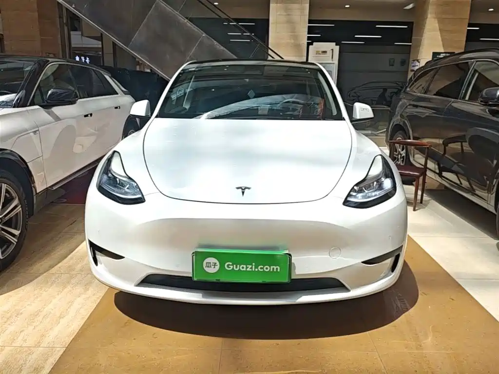 Tesla Model Y 2022 — фото 3