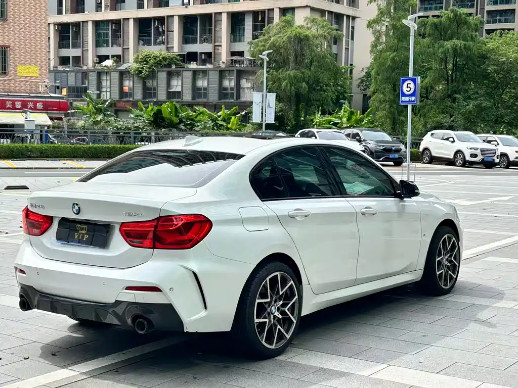 BMW 1 Series 2020