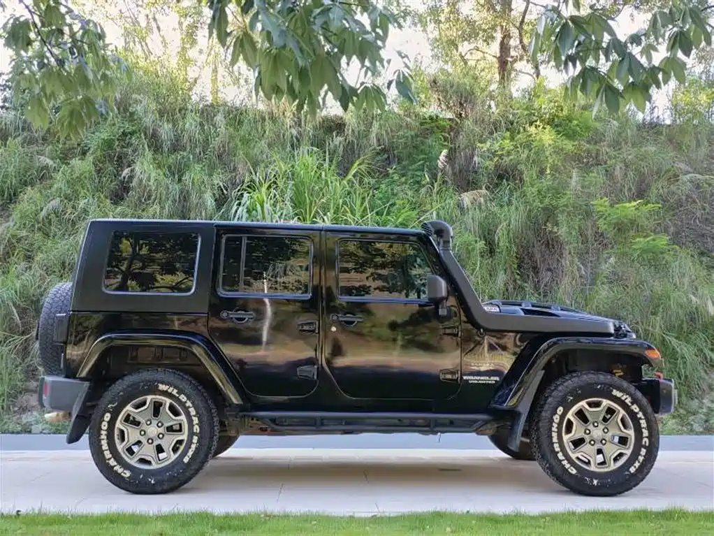 Jeep Wrangler 2008 — фото 10
