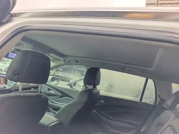 Buick Envision Plus 2020