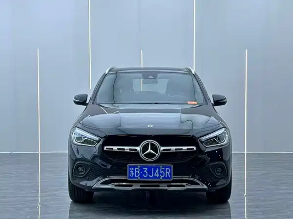 Mercedes-Benz GLA 2023