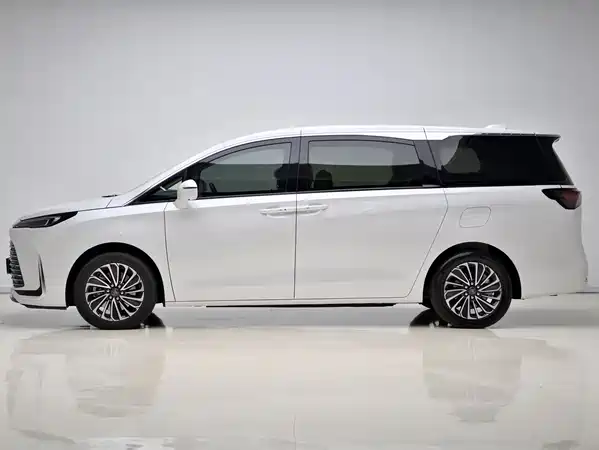 Buick GL8 New Energy 2025