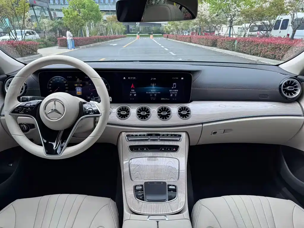 Mercedes-Benz CLS 2022 — фото 4