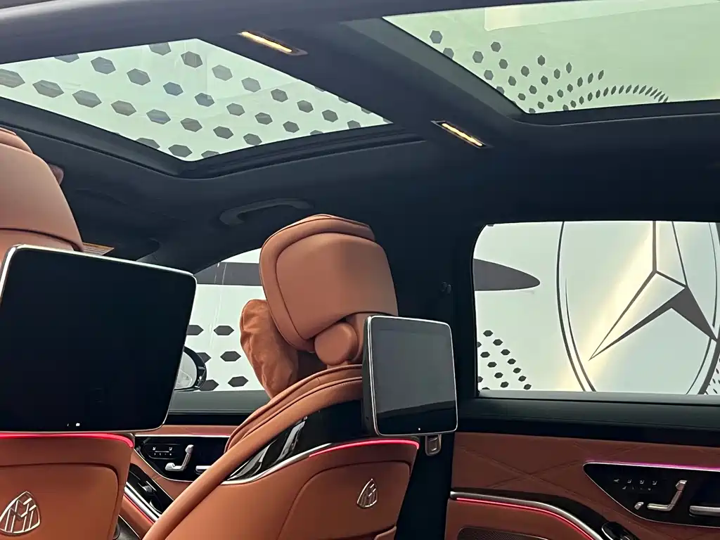 Mercedes-Benz Maybach S-Class 2025 — фото 11