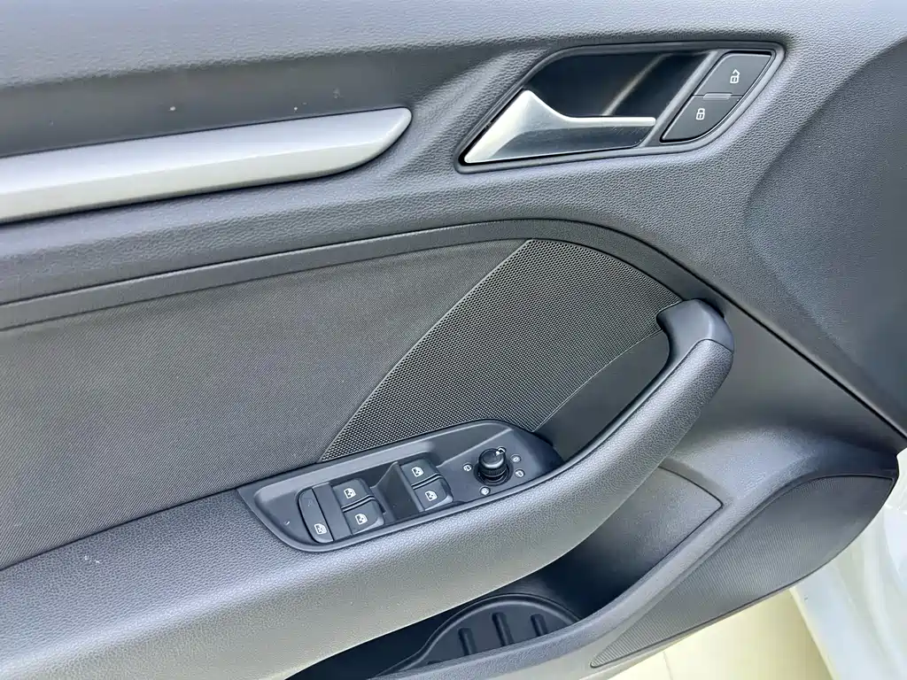 Audi A3 2020 — фото 10