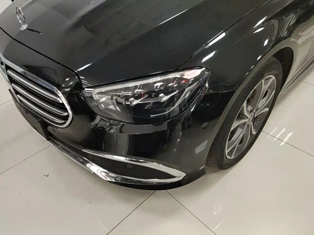 Mercedes-Benz E-Class 2021 — фото 24