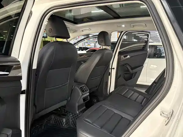 Volkswagen Tharu 2022
