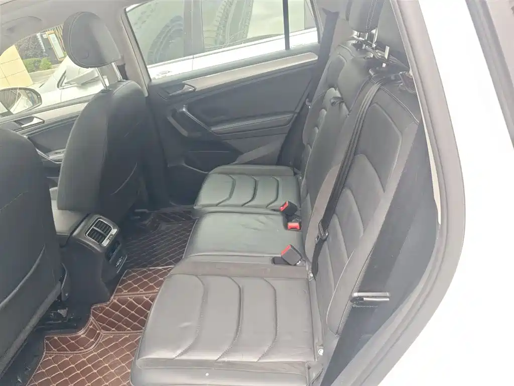 Volkswagen Tiguan L 2019 — фото 15